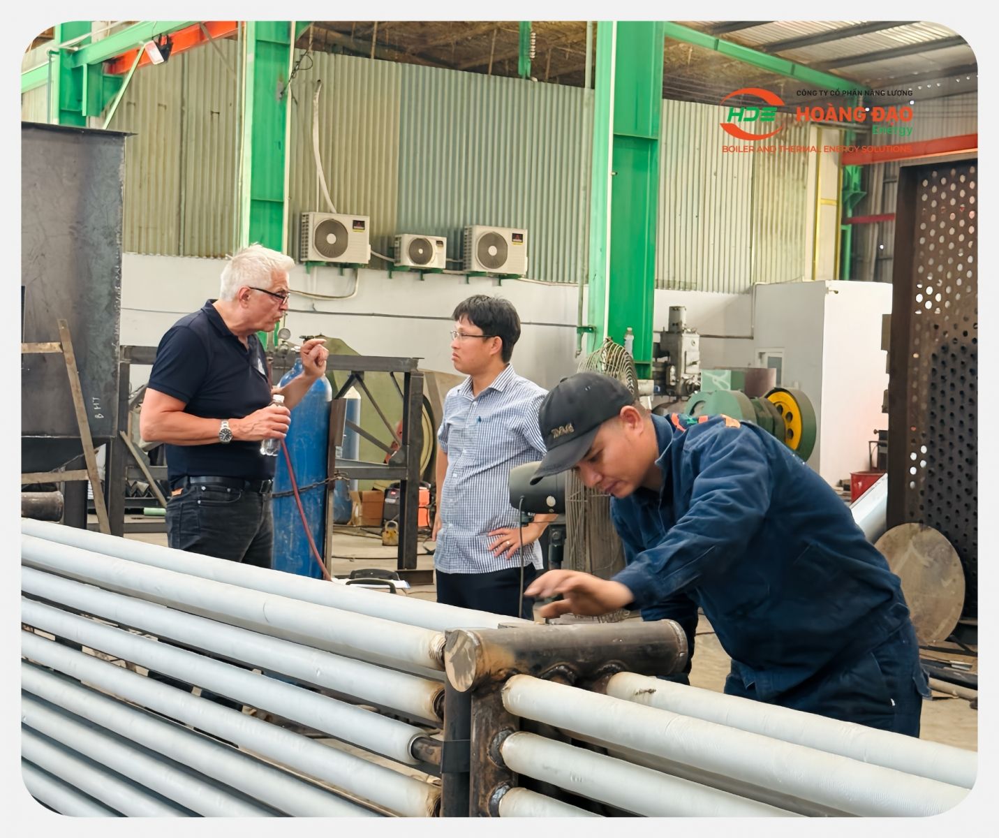 Tham quan hoạt động tại nhà máy HDE